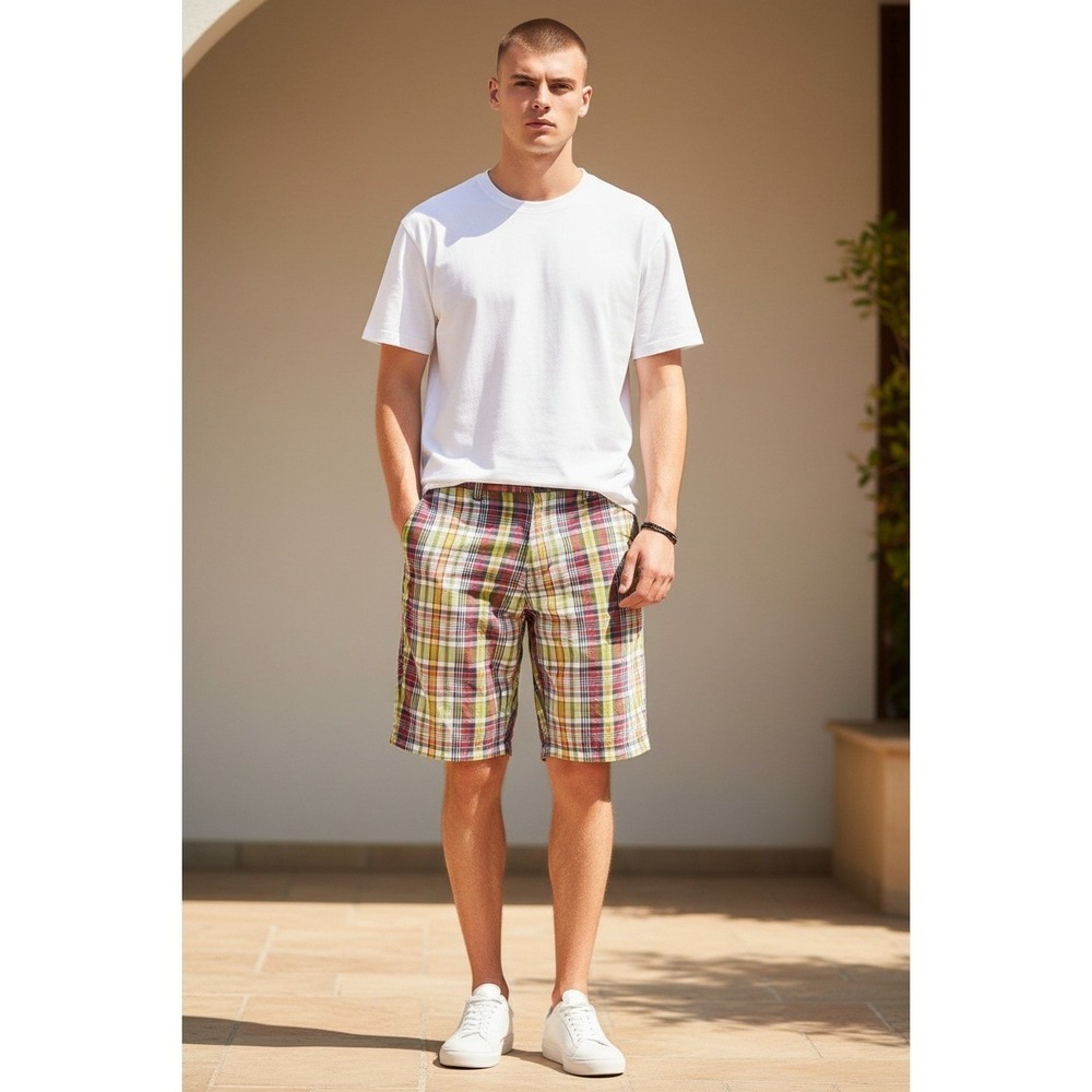 Old Navy Men's Plaid Shorts Size 38‎ Red Green Yellow Cotton Casual